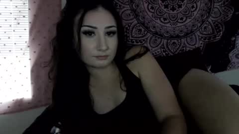 stonerbabe420 online show from August 5, 8:44 pm