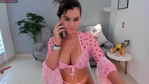 Snapshot of kylamorrison chatting on December 28, 8:25 pm I am Kyla online show from December 28, 8:25 pm