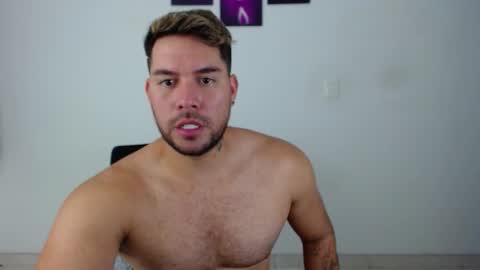 Snapshot of kyle_wilson_ chatting on October 11, 4:55 am Kyle Wilson Follow me online show from October 11, 4:55 am