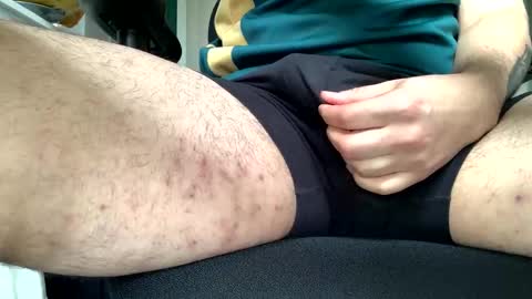 Snapshot of kylecolecam chatting on November 3, 11:22 am Always Moving online show from November 3, 11:22 am