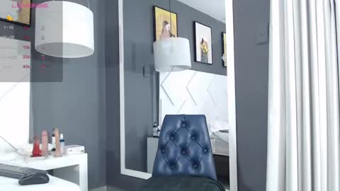 Snapshot of kyledoom chatting on October 1, 11:49 am KyleDoom online show from October 1, 11:49 am