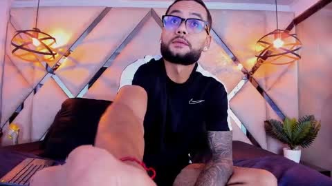 ---kylee--- online show from April 2, 9:34 pm