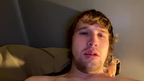Snapshot of kylelovepussy69 chatting on February 25, 9:13 pm kylelovepussy69 online show from February 25, 9:13 pm