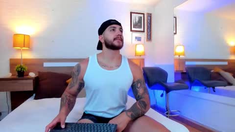 Snapshot of kylenorth_ chatting on September 30, 11:37 am kylenorth_ online show from September 30, 11:37 am