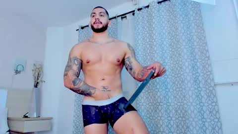 Snapshot of kylenorth_ chatting on October 28, 8:11 pm kylenorth_ online show from October 28, 8:11 pm