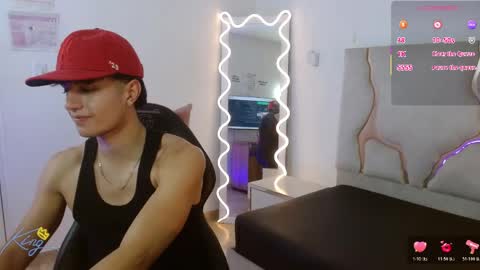 kyler_tay online show from May 12, 3:31 pm