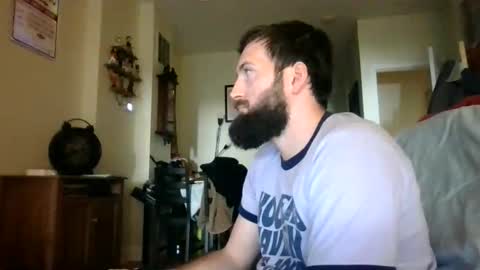 Snapshot of kylesingers chatting on October 27, 8:35 pm kylesingers online show from October 27, 8:35 pm