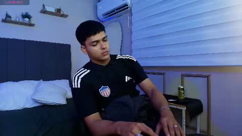 Kyliam online show from July 3, 1:23 am