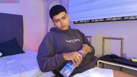 Kyliam online show from July 15, 8:36 pm
