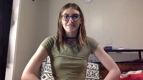 Kylianna online show from May 5, 11:35 pm