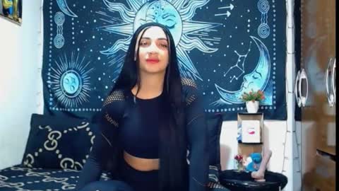kylie online show from October 14, 11:05 pm