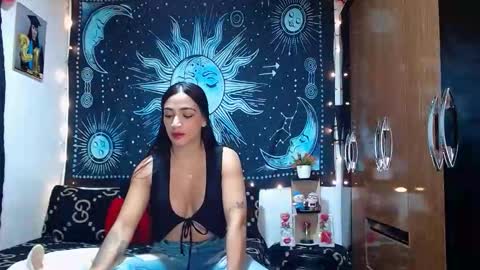 kylie online show from February 19, 9:11 pm