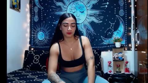 kylie online show from February 26, 11:15 pm