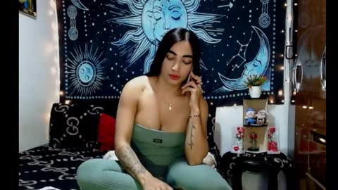 kylie online show from February 28, 10:33 pm