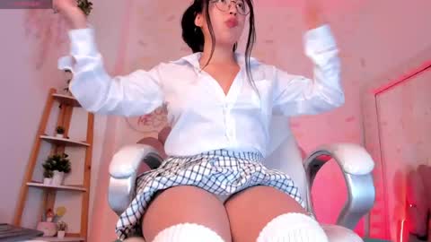 Kylie online show from May 13, 3:26 am