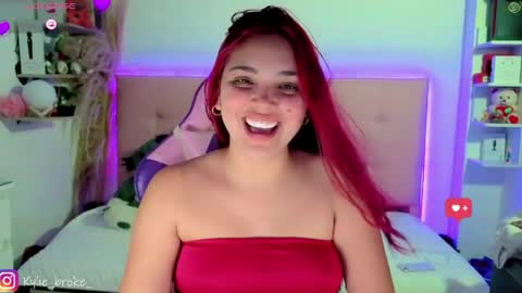 k ylie online show from May 23, 12:38 am