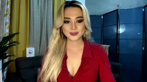 kylie online show from December 19, 11:50 am