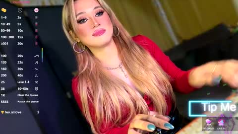 Snapshot of kylie_iyutera chatting on April 6, 9:43 am kylie online show from April 6, 9:43 am