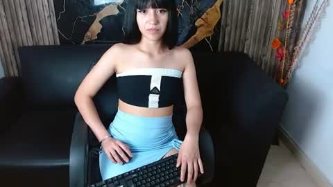 kylie_love739581 online show from June 9, 7:47 pm