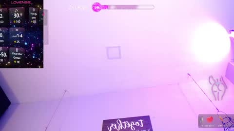 Snapshot of kylie_ls chatting on December 13, 8:51 am kylie_ls online show from December 13, 8:51 am