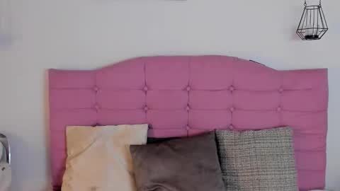 Snapshot of kylie_ls chatting on September 18, 2:57 am kylie_ls online show from September 18, 2:57 am