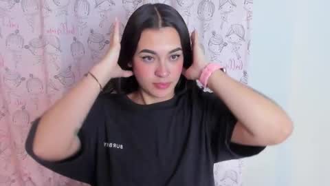 Snapshot of kylie_ls chatting on October 6, 1:36 am kylie_ls online show from October 6, 1:36 am