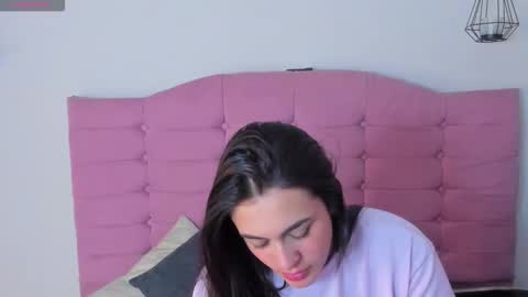 Snapshot of kylie_ls chatting on October 21, 1:50 am kylie_ls online show from October 21, 1:50 am