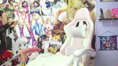 Snapshot of kylie_moan chatting on September 17, 9:33 am  KYLIE online show from September 17, 9:33 am