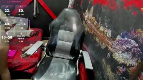 Snapshot of kylie_moan chatting on October 25, 11:51 am  KYLIE online show from October 25, 11:51 am