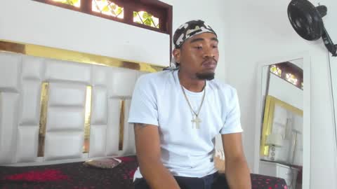 Kaylie And Jhony online show from February 8, 6:55 pm