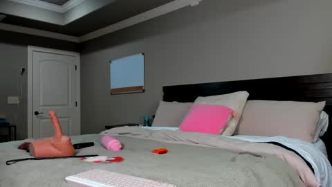 Snapshot of kyliebkillinit chatting on October 7, 1:52 pm Kylie online show from October 7, 1:52 pm