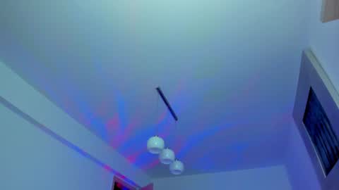 KYLIE online show from December 30, 7:04 am