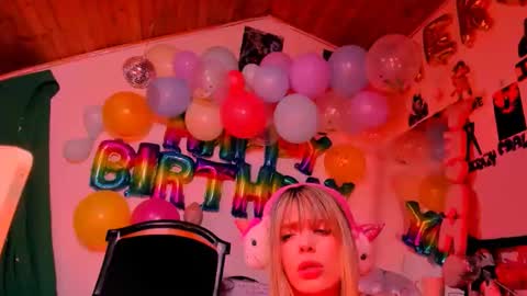   online show from November 20, 12:33 am