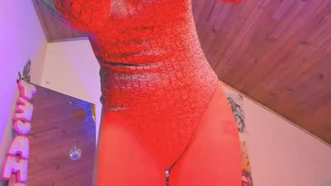   online show from April 26, 10:51 pm