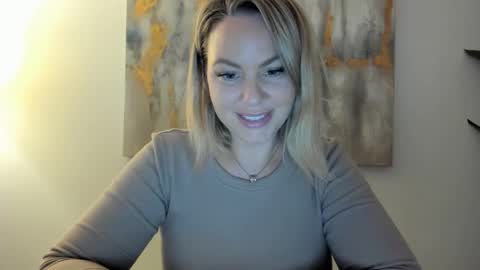 Snapshot of kylierose1 chatting on September 19, 4:40 pm kylierose1 online show from September 19, 4:40 pm