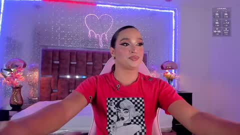 Snapshot of kylievictoria_ chatting on September 21, 4:25 am Kylie online show from September 21, 4:25 am