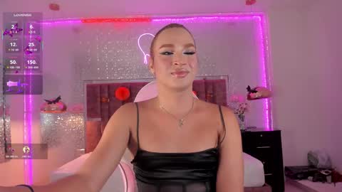 Snapshot of kylievictoria_ chatting on October 29, 5:42 am Kylie online show from October 29, 5:42 am