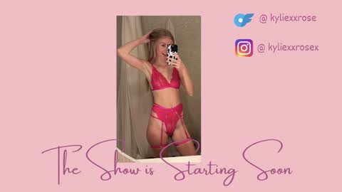 Snapshot of kyliexxrose chatting on September 24, 5:11 am Kylie online show from September 24, 5:11 am