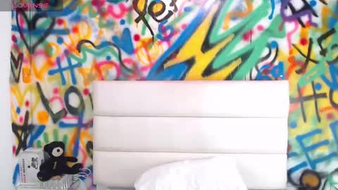 Kylie online show from January 4, 5:37 pm