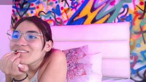 Kylie online show from January 8, 5:05 pm