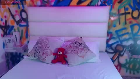 Kylie online show from January 10, 10:50 am