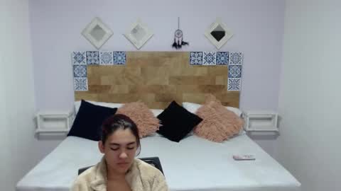 Kylie online show from January 18, 5:10 am