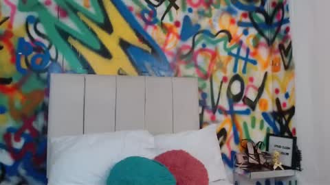 Snapshot of kyliiebaker chatting on March 23, 1:59 pm Kylie online show from March 23, 1:59 pm