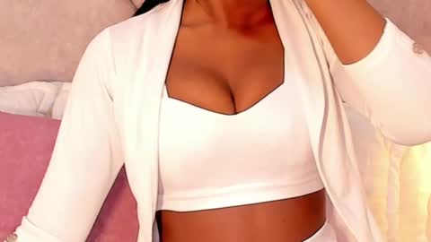 Kylie Cooper online show from September 30, 11:59 am