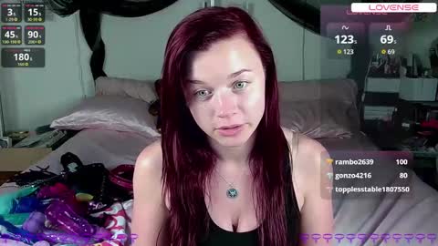 Snapshot of kyloereign chatting on September 29, 7:40 pm Kyloe Reign online show from September 29, 7:40 pm