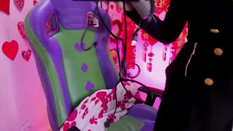 Kyomi online show from February 10, 1:04 pm