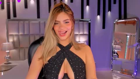 Snapshot of kyomivelvet chatting on March 14, 7:52 pm Kyomi Velvet online show from March 14, 7:52 pm