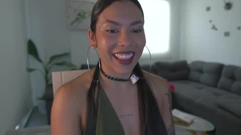 Snapshot of kyria__1 chatting on April 9, 10:04 pm schedule 300 pm - 1100pm colombia time online show from April 9, 10:04 pm