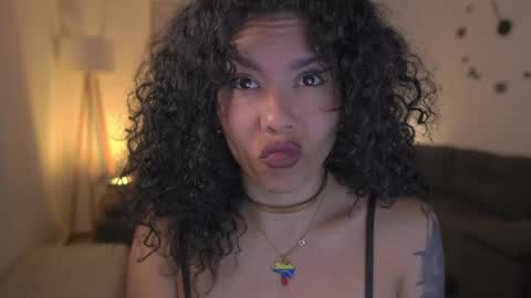 Snapshot of kyria__1 chatting on April 25, 2:03 am schedule 300 pm - 1100pm colombia time online show from April 25, 2:03 am