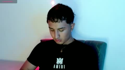 Snapshot of kyroestrada chatting on April 3, 12:19 am kyroestrada online show from April 3, 12:19 am